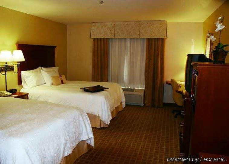 Hampton Inn & Suites Redding Extérieur photo